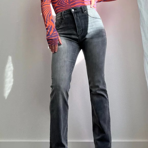 AFRM Huxley Boot Cut Flair Grey Jeans | Size: 26 - Picture 1 of 5